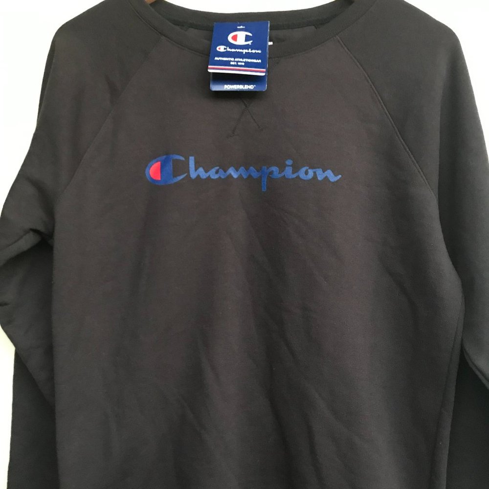 Black Champion Crewneck Pullover Size Medium NWT